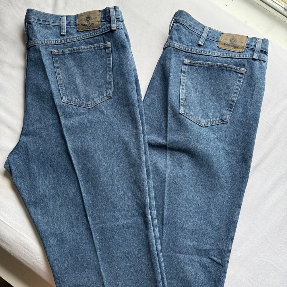 Lot of 2 Wrangler Hero Mens Relaxed Fit Jeans 46x32 Blue Denim 97601VR Classic